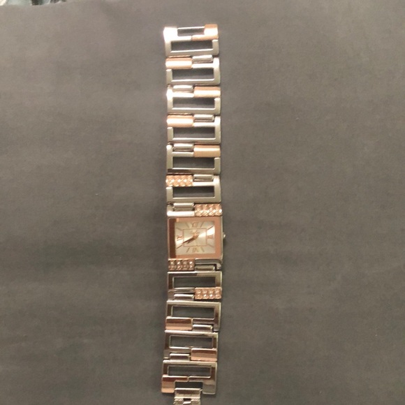 Two Tone Watch - Picture 2 of 4